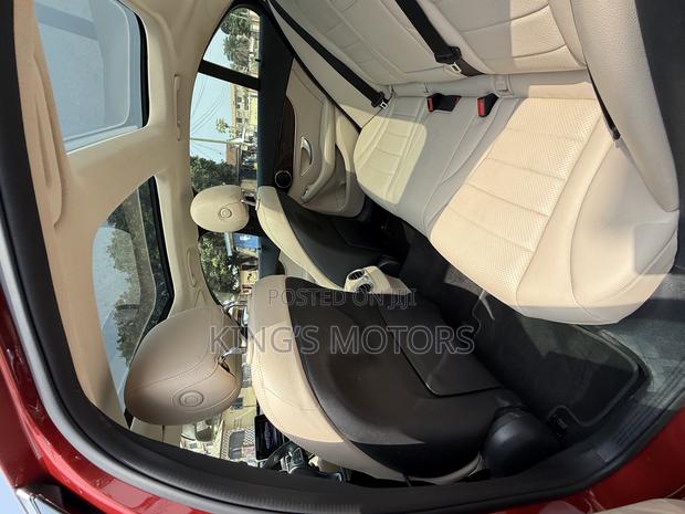 Mercedes-Benz C300 2017 Red