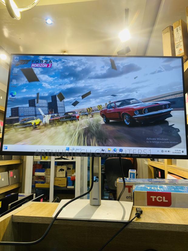 Dell Edgeless Monitor