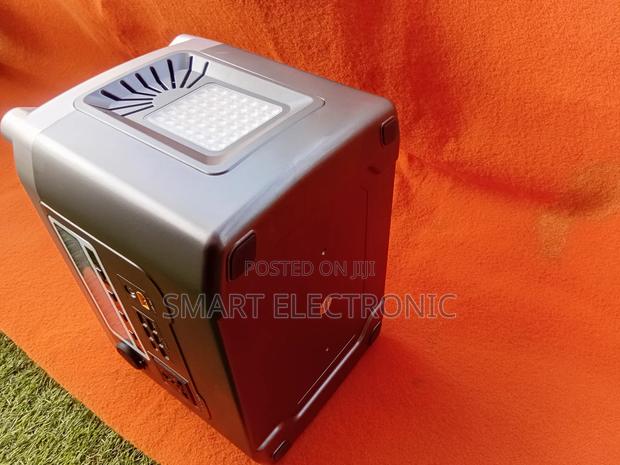 Gridfree 600w Solar-Ready Power Station · Photo 2