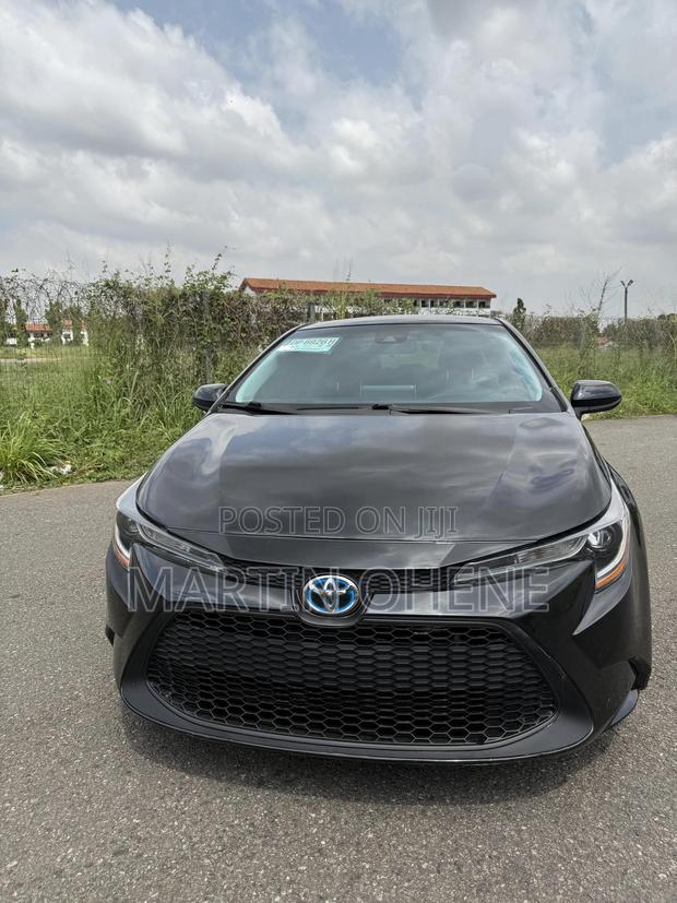 Toyota Corolla LE 2020 Black