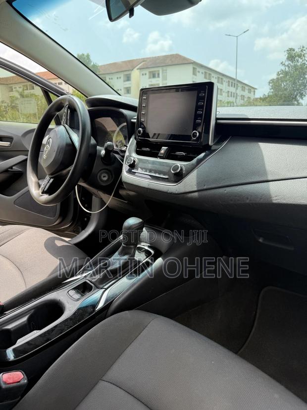 Toyota Corolla LE 2020 Black