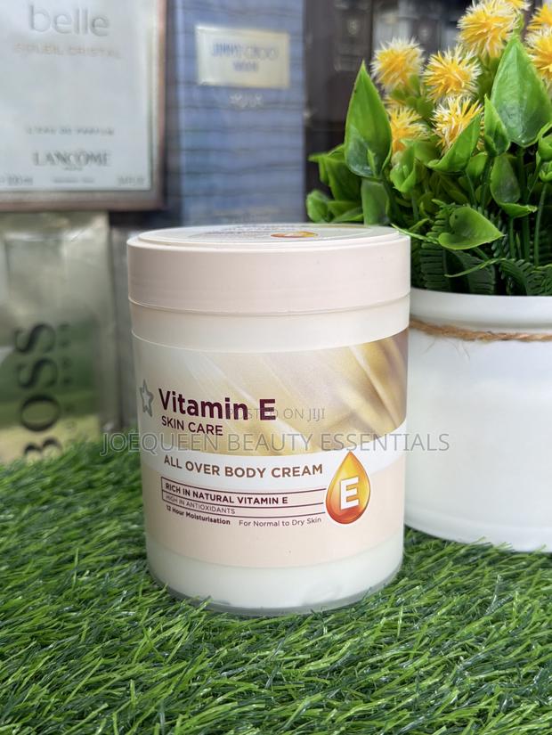 Superdrug Vitamin E Body Cream · Photo 4