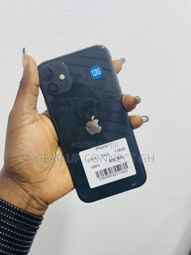 Apple iPhone 11 128 GB Black photo 4