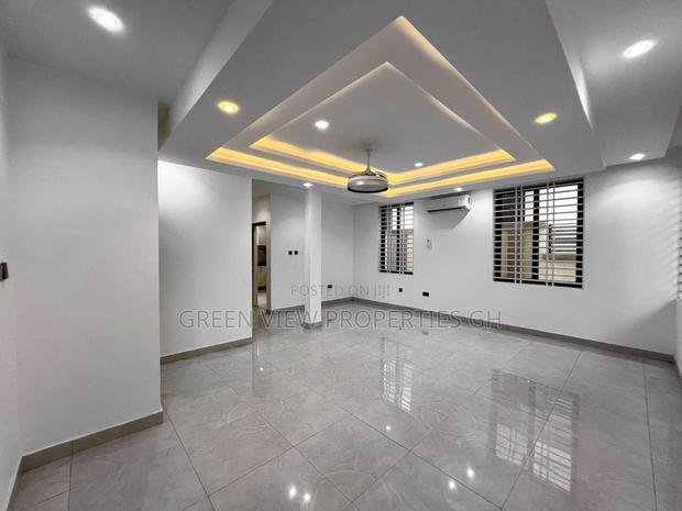 3bdrm Duplex in Adenta for rent photo 6