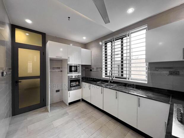 3bdrm Duplex in Adenta for rent photo 10