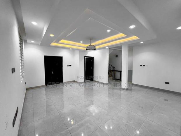 3bdrm Duplex in Adenta for rent photo 18