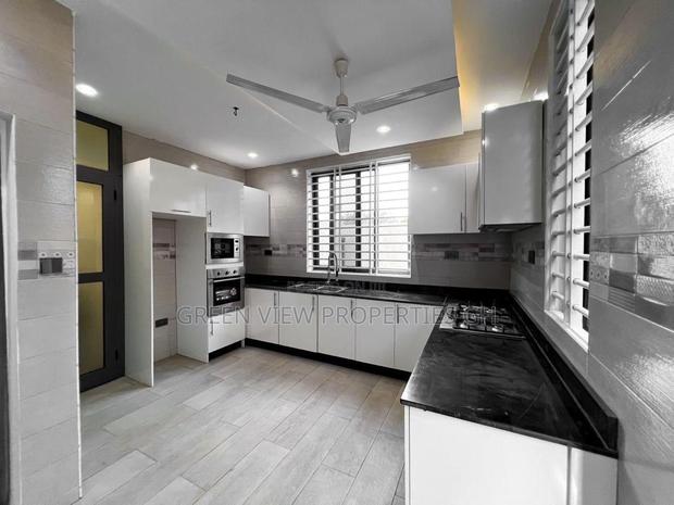3bdrm Duplex in Adenta for rent photo 17