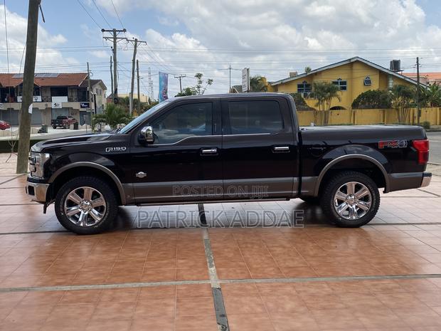 Ford F-150 2020 Black