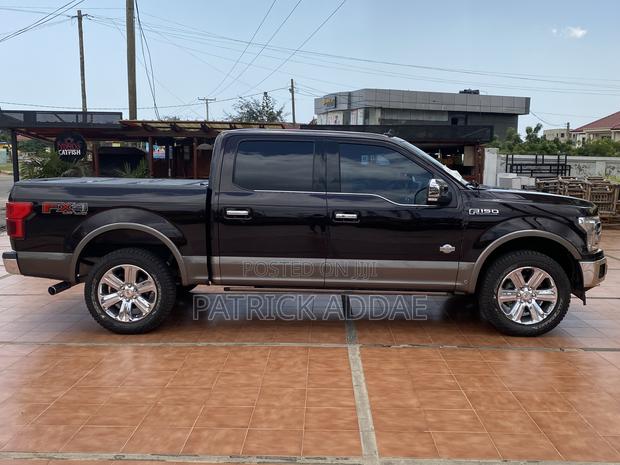 Ford F-150 2020 Black