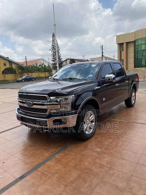 Ford F-150 2020 Black