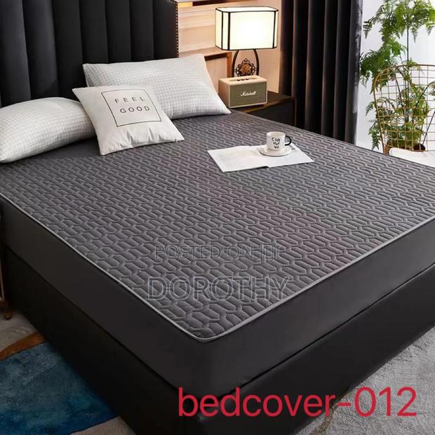 Water Proof Bed Covers