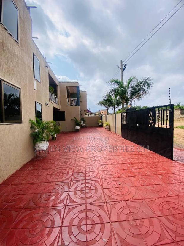2bdrm Apartment in Ablekuma for rent