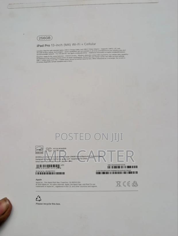 New Apple iPad Pro 13 (2024) 256 GB Black photo 5