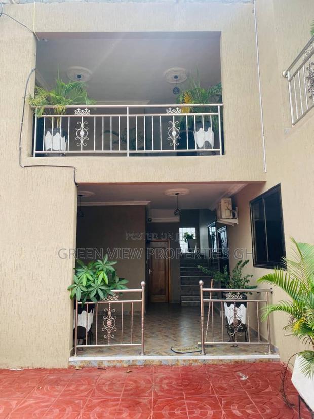 2bdrm Apartment in Ablekuma for rent photo 2