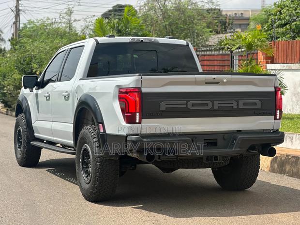 Ford Ranger Raptor 4WD SuperCrew 5' Box 2025 White