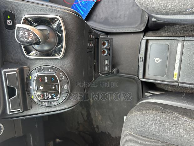 Toyota Voxy 2018 Blue