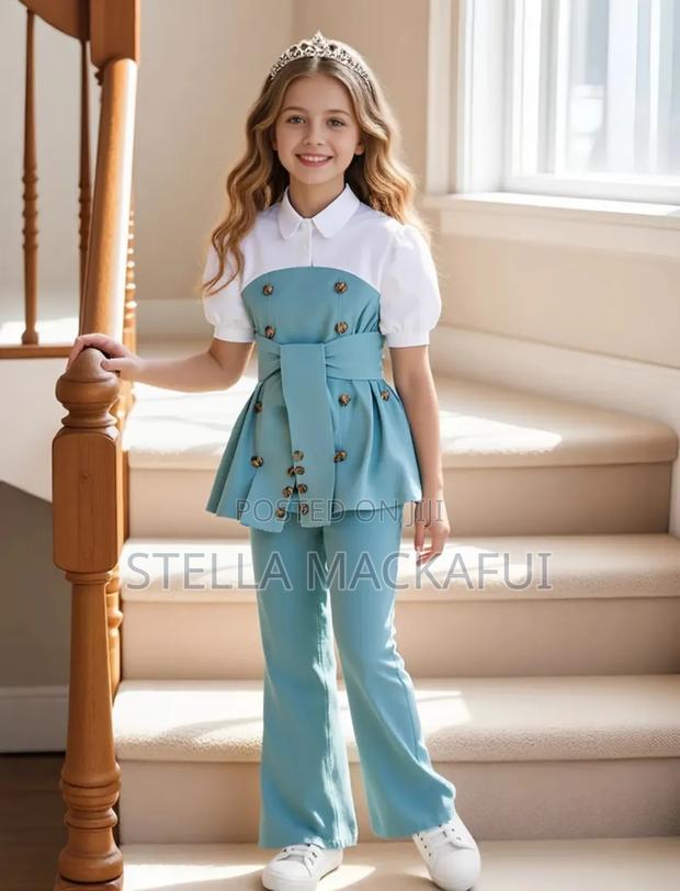 Cte Top Wit Trouser for 5-6yrs Only · Photo 3