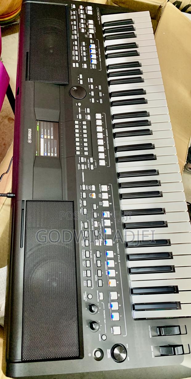 Yamaha PSR-Sx600 Keyboard photo 2