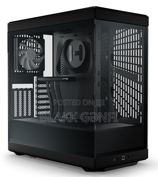 Hyte Y40 Black Gaming Case · Photo 4