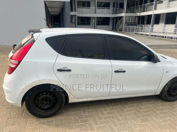 Hyundai i30 1.6 2010 White