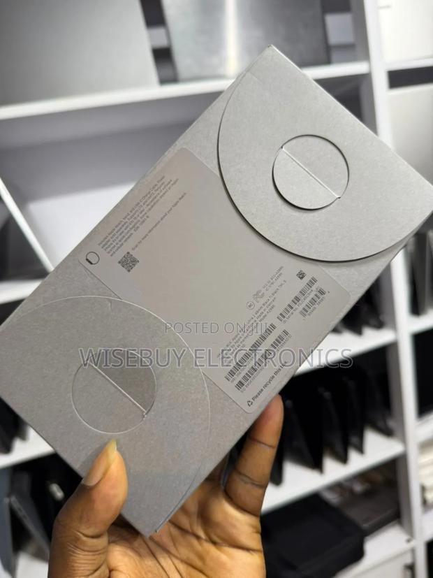 Apple Watch Ultra 2nd Gen photo 2
