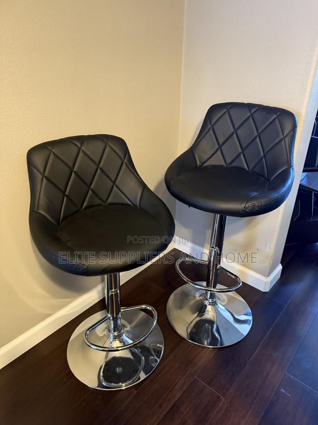 Bar Chairs · Photo 1