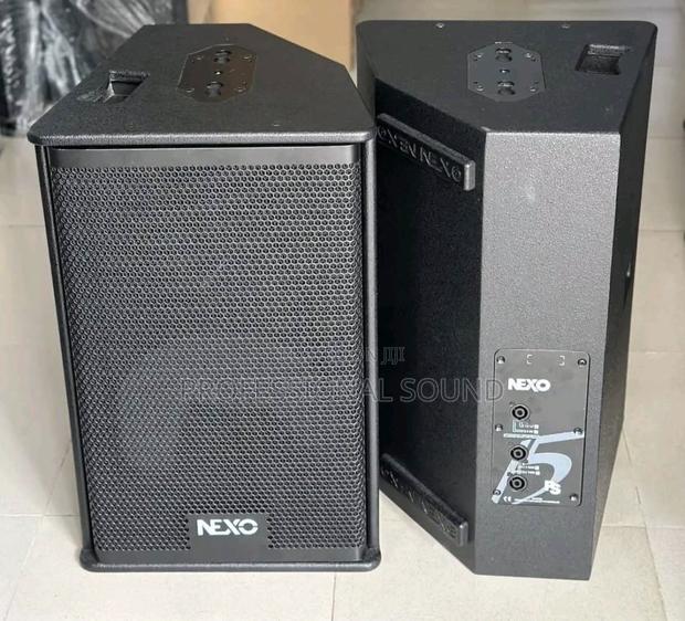 Nexo Ps15 Professional Loudspeakers. · Photo 2
