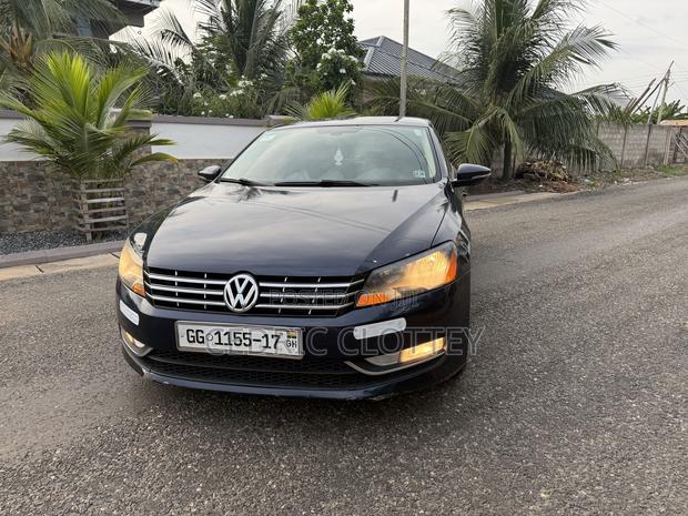 Volkswagen Passat 2.5 SE 2012 Blue