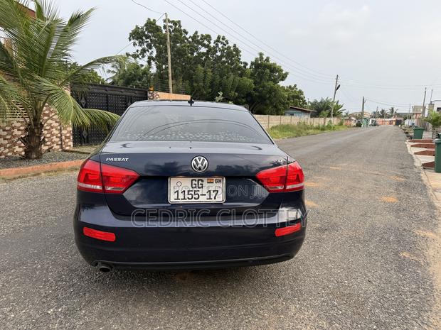 Volkswagen Passat 2.5 SE 2012 Blue