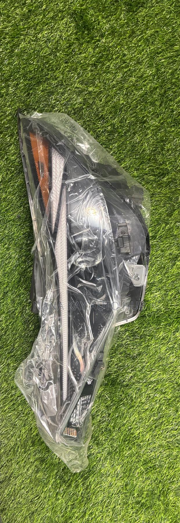 Hyundai Elantra 2021-2023 Headlights Pair
