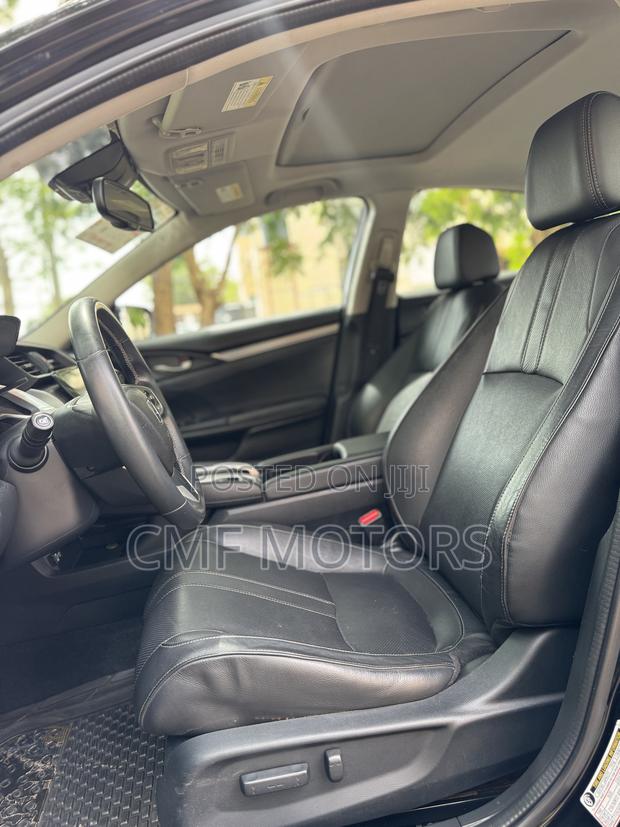 Honda Civic Touring 4dr Sedan (1.5L 4cyl) 2017 Black