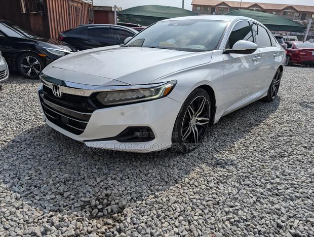Honda Accord Touring 2.0T 2021 White photo 3