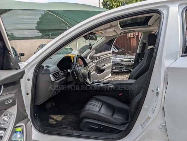 Honda Accord Touring 2.0T 2021 White photo 13