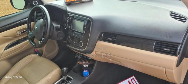 Mitsubishi Outlander SEL FWD 2016 Black