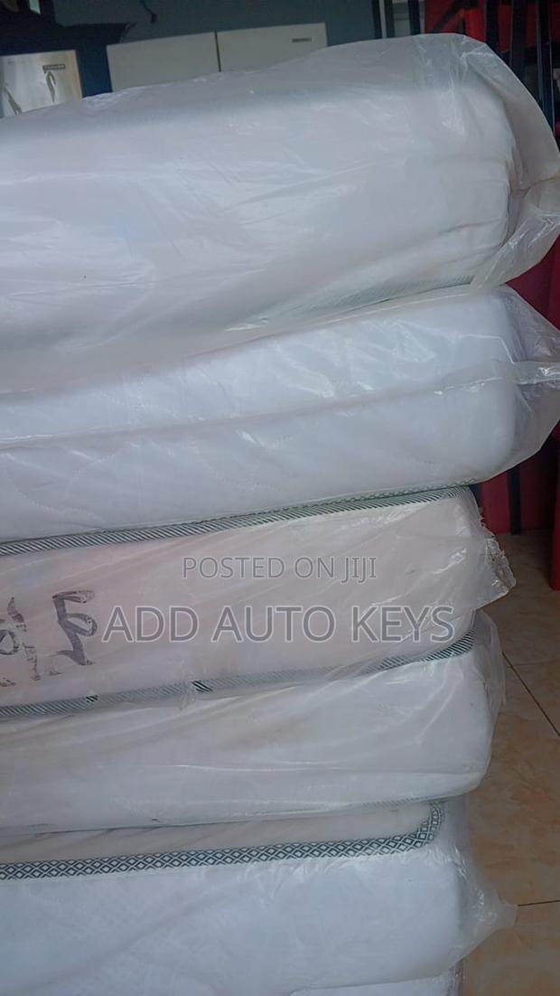Queen Size Mattress Wholesale · Photo 1