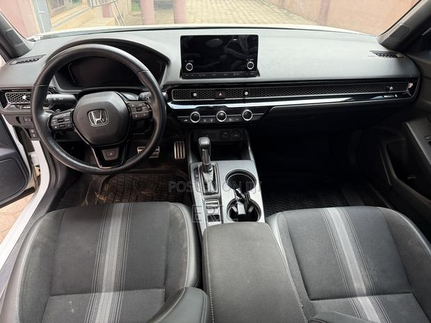 Honda Civic Sport CVT 2023 White