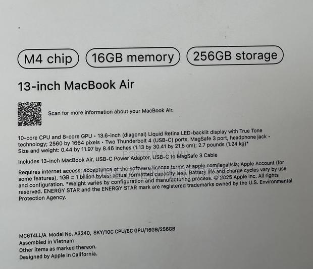 New Laptop Apple MacBook Air 2024 M3 13-Inch 16GB Apple M4 SSD 256GB photo 2