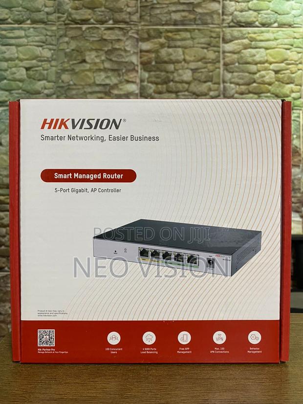 Hikvision 5-port Gigabit ,Ap Controller