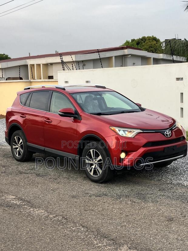 Toyota RAV4 XLE AWD (2.5L 4cyl 6A) 2016 Red