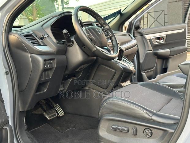 Honda CR-V 2021 Gray