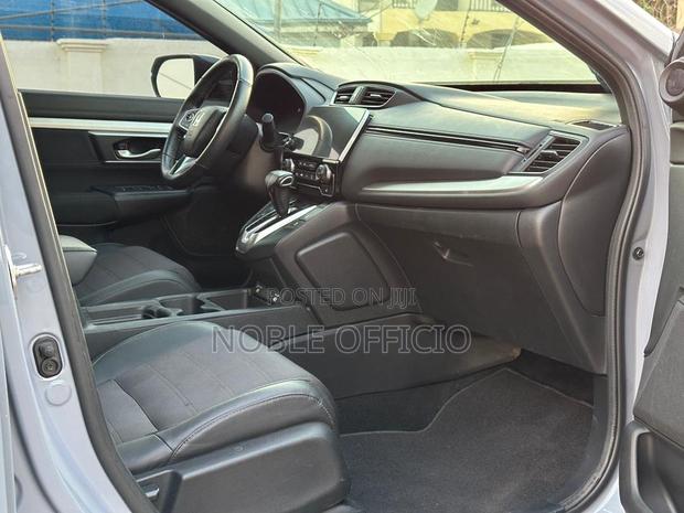 Honda CR-V 2021 Gray