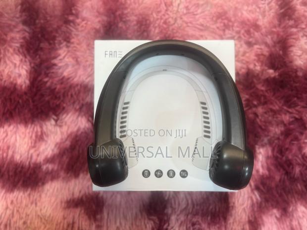 Makeup Or Neck Fan photo 2