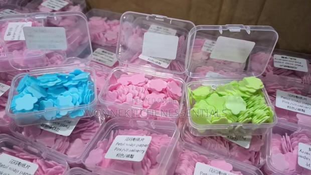 Petal Paper Soap · Photo 4