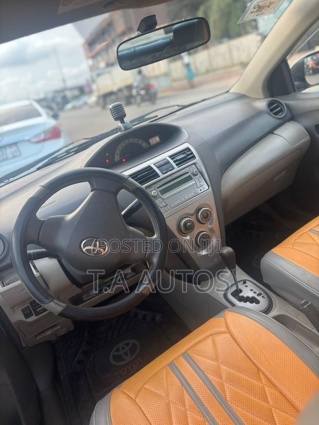 Toyota Belta 2010 White