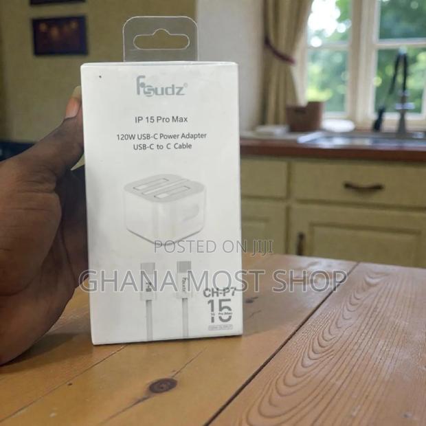 iPhone 15 Pro Max Charger (638325) photo 2