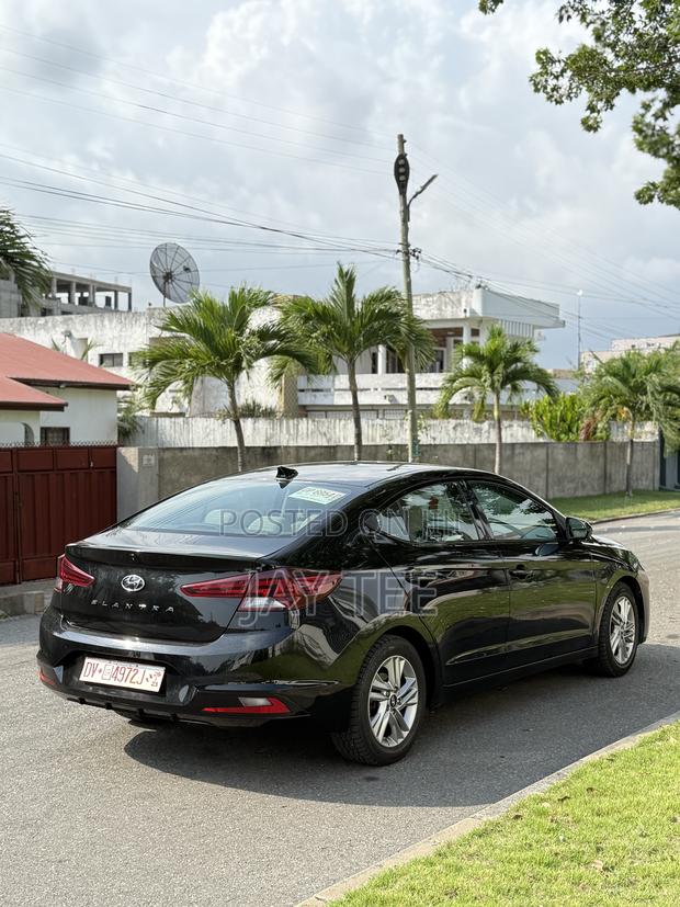 Hyundai Elantra 2020 Black