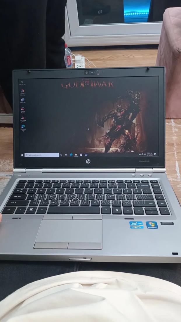 New Laptop HP EliteBook 8460P 8GB Intel Core I5 HDD 500GB