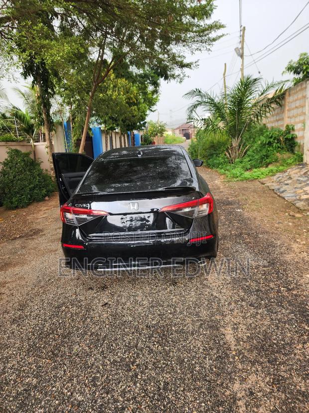 Honda Civic Sport CVT 2024 Black photo 4