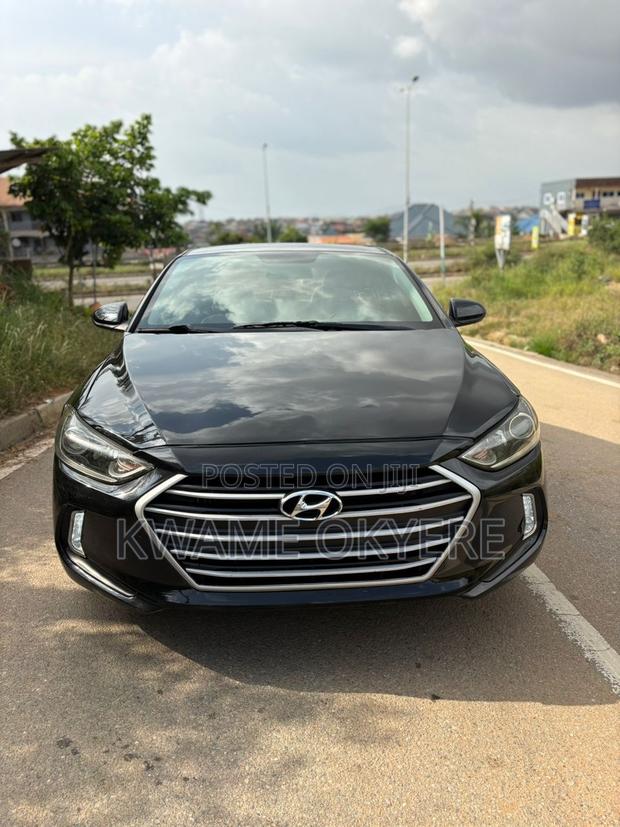 Hyundai Elantra SE Sedan FWD (2.0L 4cyl 6M) 2017 Black
