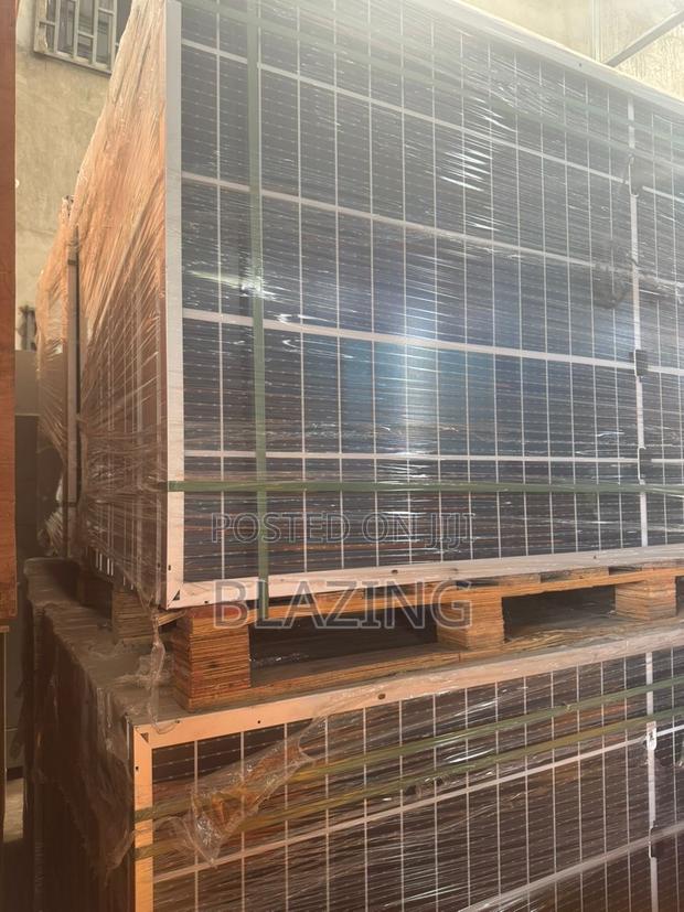 Solar Panel 450 Watts/500watts/660watts